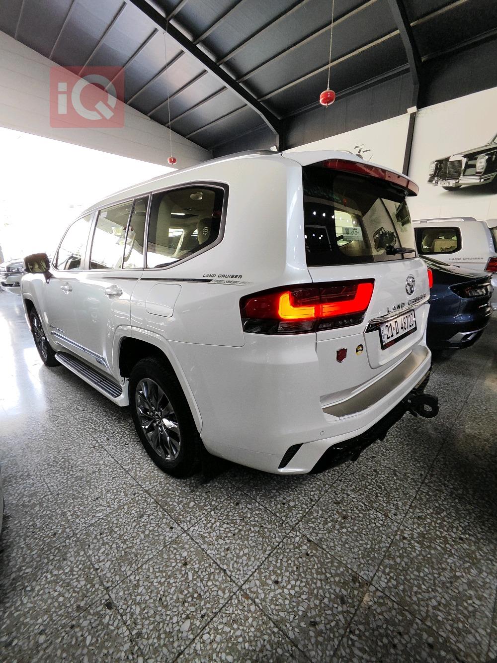 تويوتا لاندكروزر